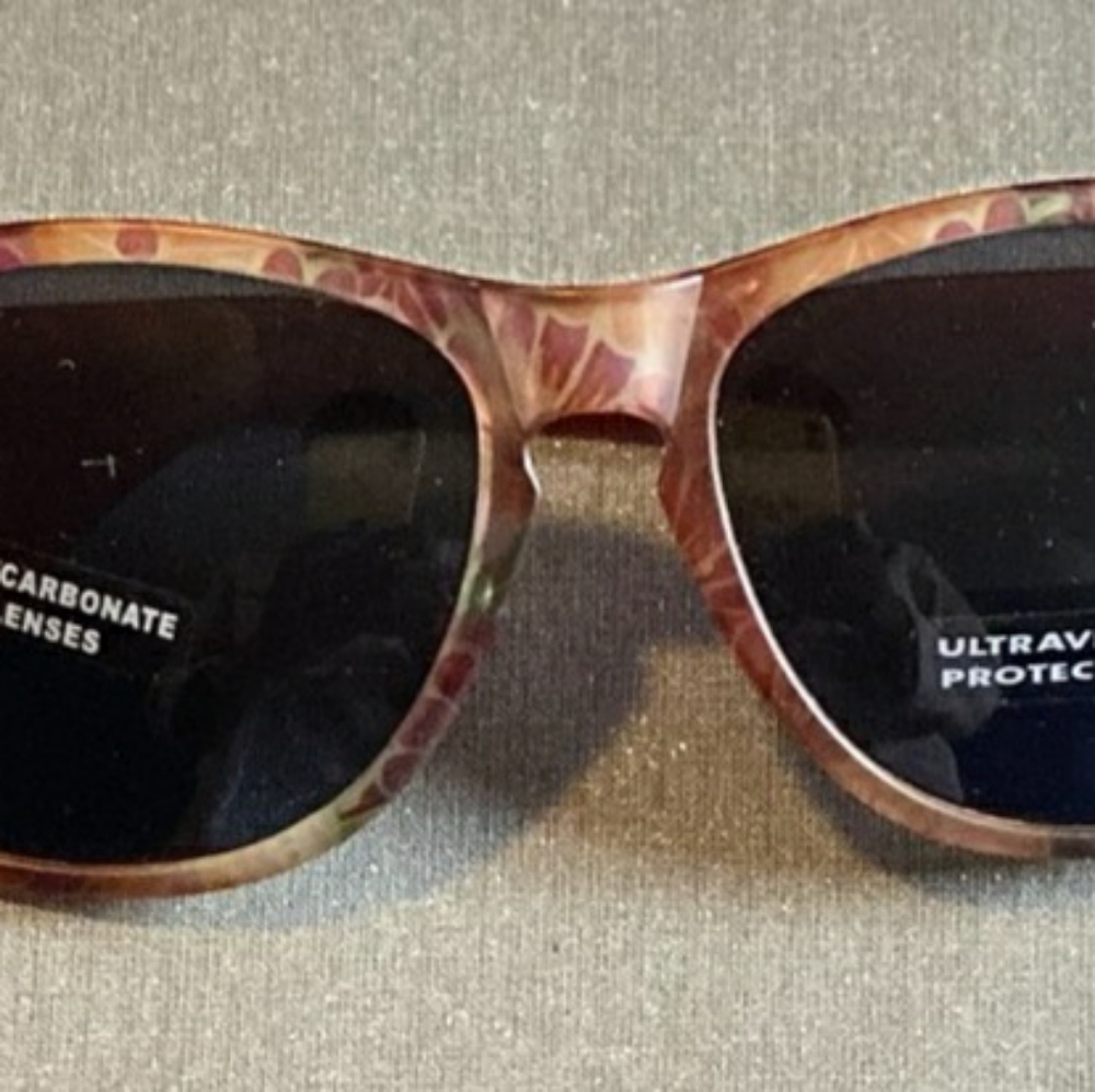 Lavish Floral Sunglasses
